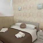 Casa Flower 1 * Naples